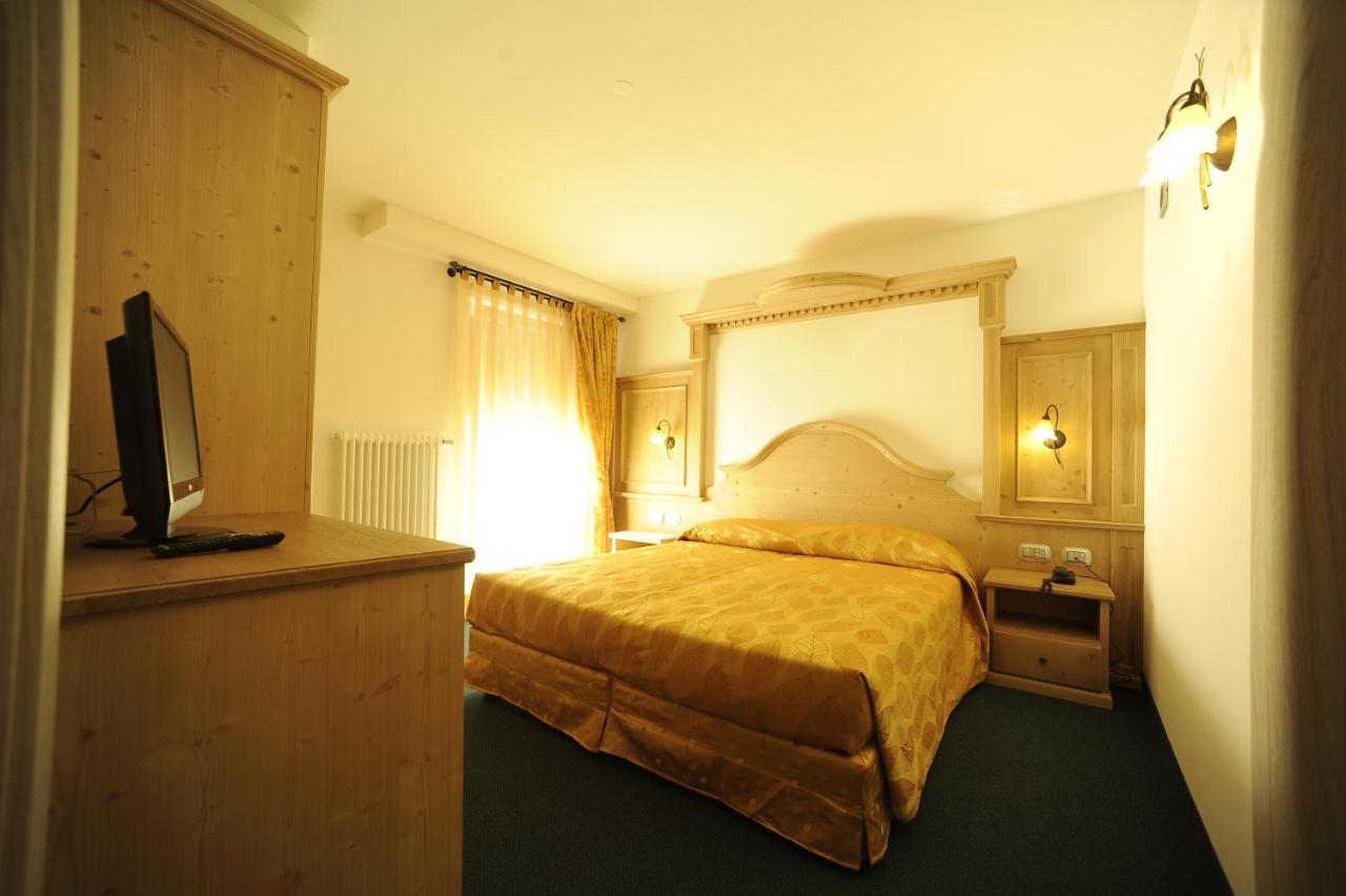 Family Hotel Andes - Only For Family Віго-ді-Фасса Екстер'єр фото