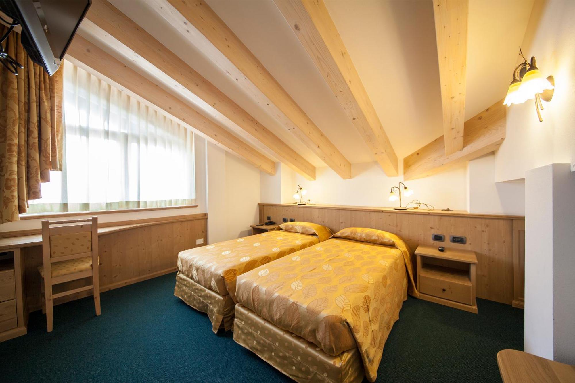 Family Hotel Andes - Only For Family Віго-ді-Фасса Номер фото