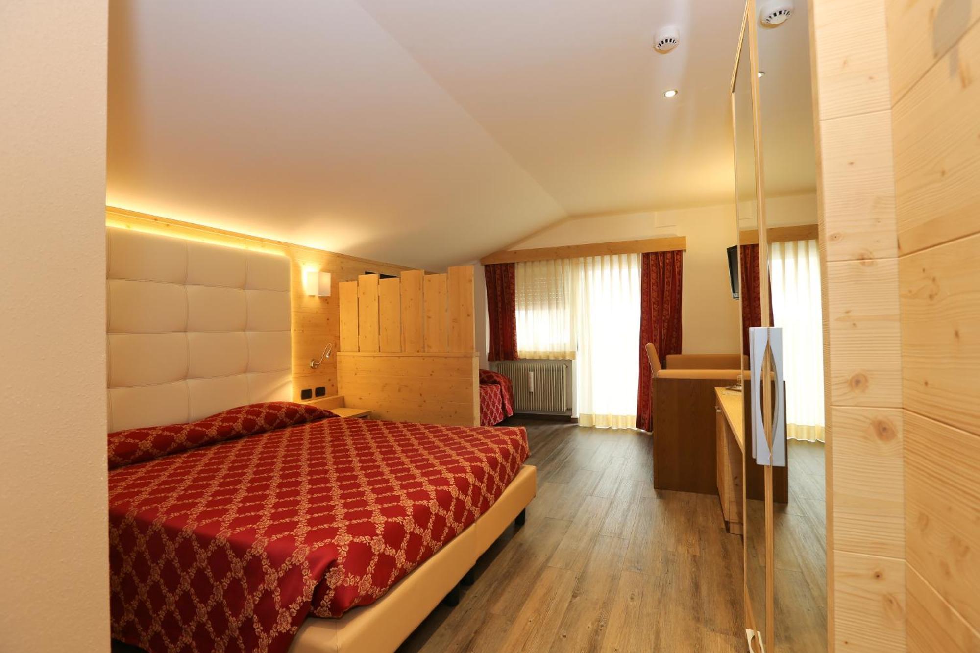 Family Hotel Andes - Only For Family Віго-ді-Фасса Екстер'єр фото