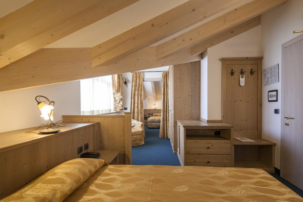 Family Hotel Andes - Only For Family Віго-ді-Фасса Номер фото